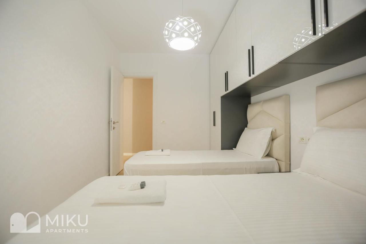 Miku Apartment-Brand New At Wilson Square Tiran Dış mekan fotoğraf