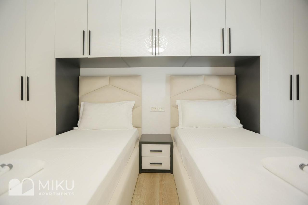 Miku Apartment-Brand New At Wilson Square Tiran Dış mekan fotoğraf