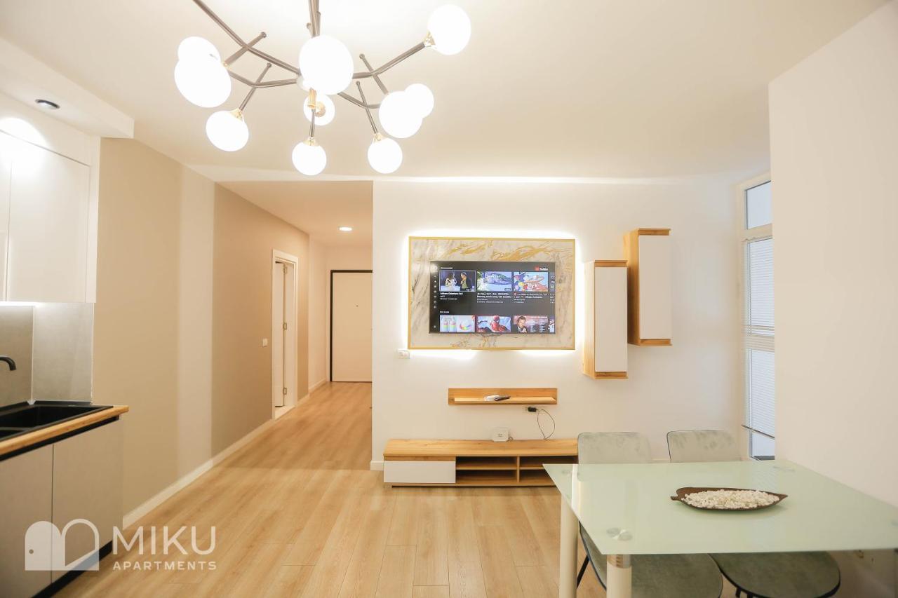 Miku Apartment-Brand New At Wilson Square Tiran Dış mekan fotoğraf