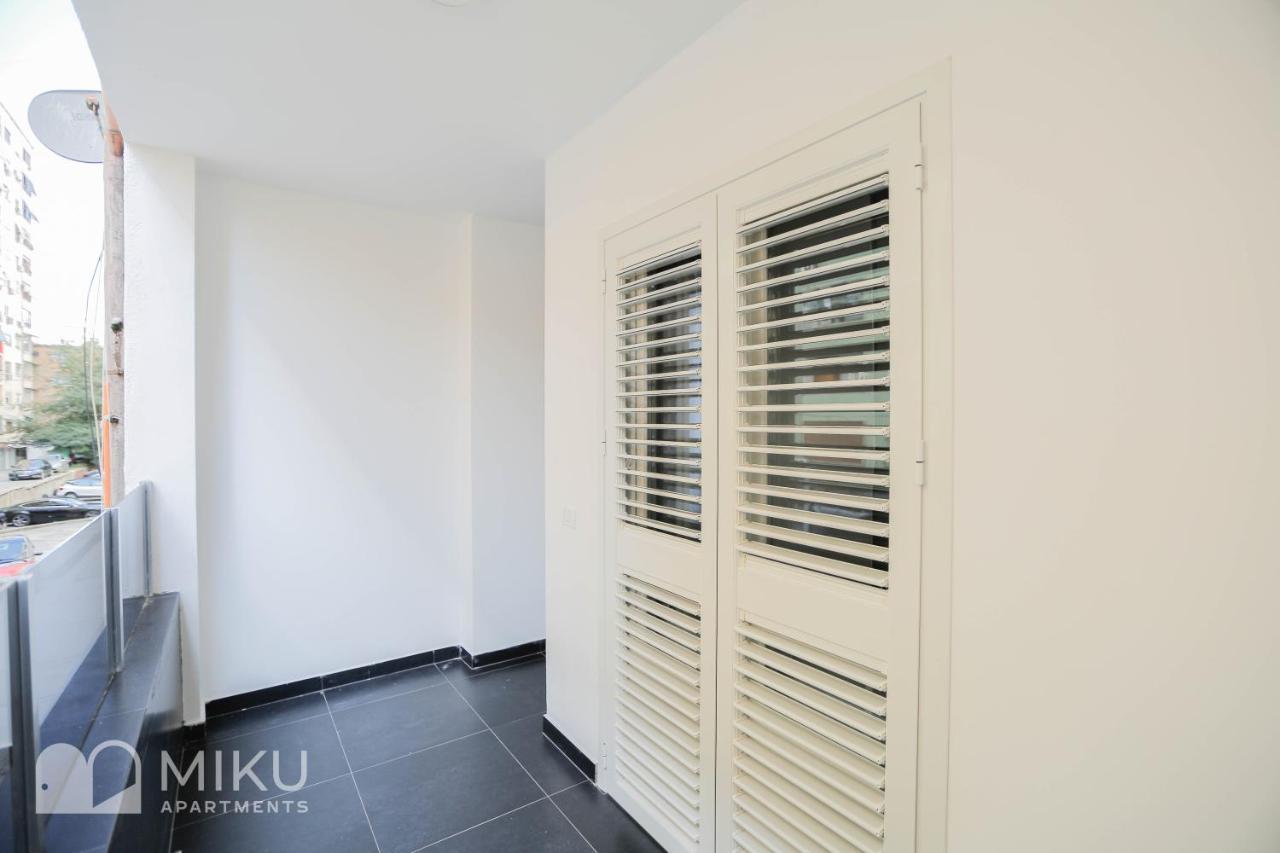 Miku Apartment-Brand New At Wilson Square Tiran Dış mekan fotoğraf