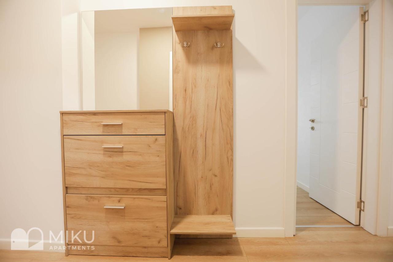 Miku Apartment-Brand New At Wilson Square Tiran Dış mekan fotoğraf